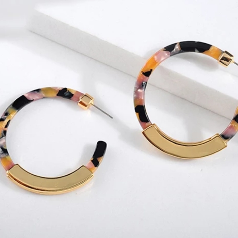 Acrylic & Gold Hoop Tortoise Earrings